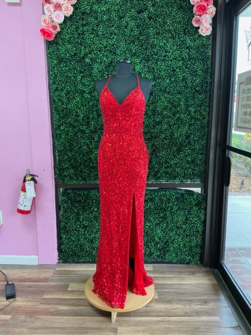 Privamera, Red, Size  8